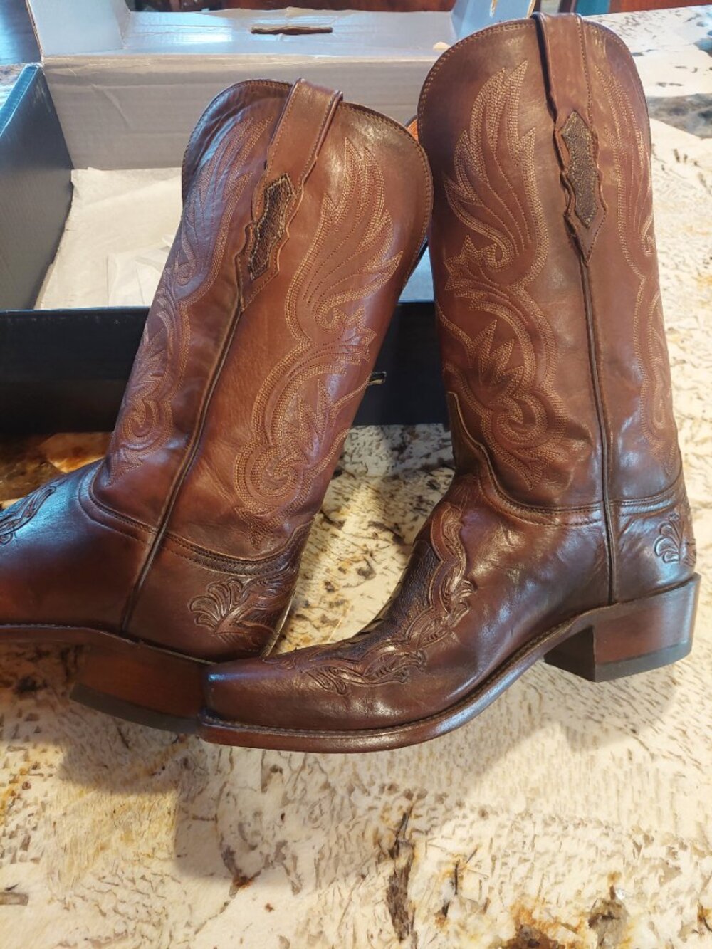 Lucchese Exotic and Tooled Women's Brown boots like new in box, worn once Sz 10b - Picture 7 of 16